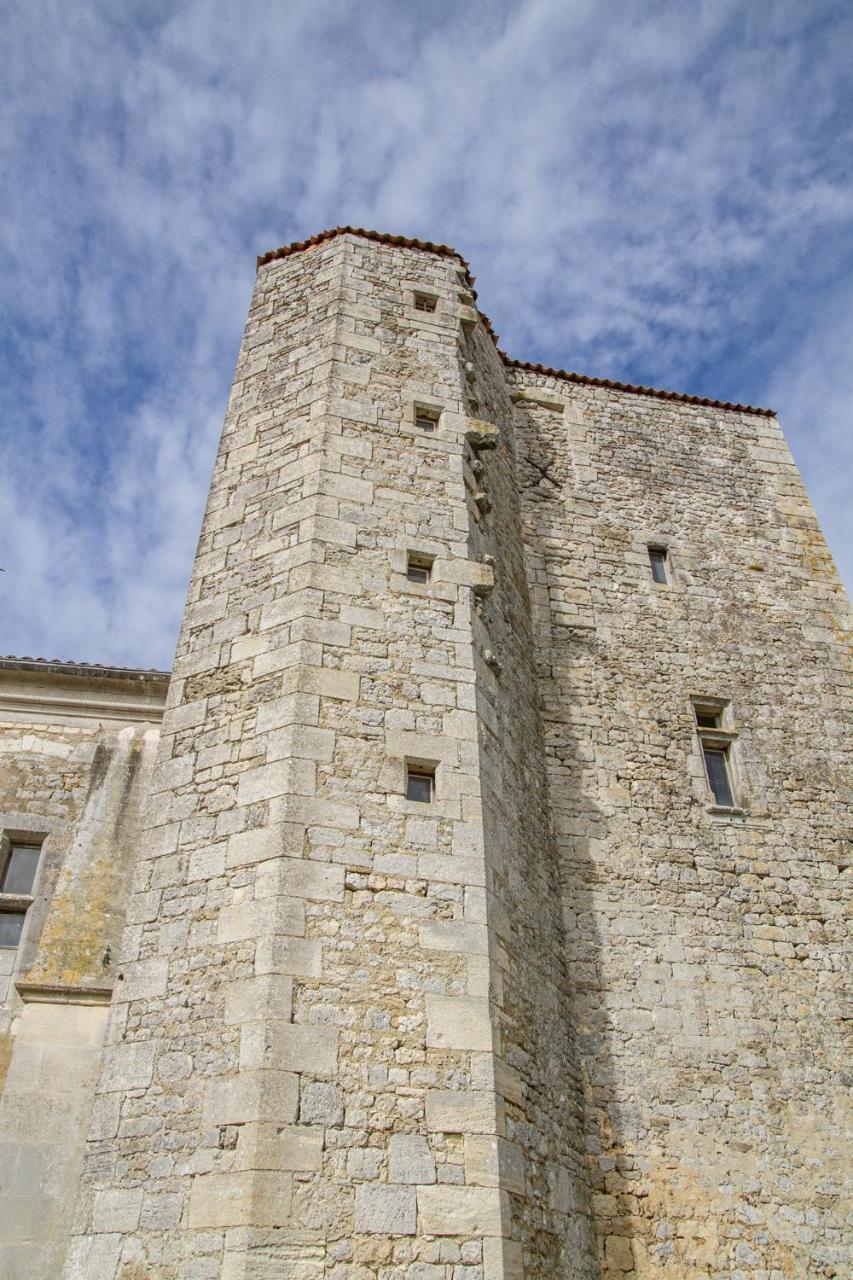 Chateau De Champdolent Exterior foto