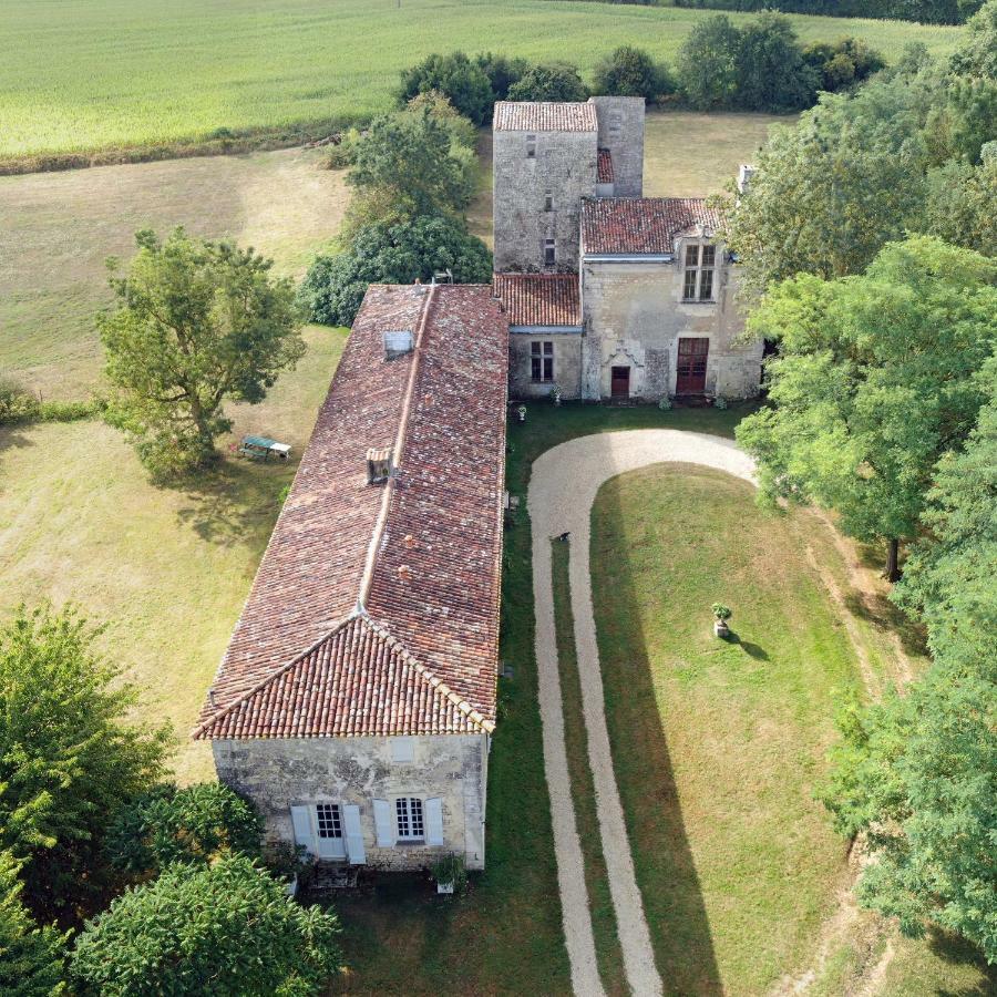 Chateau De Champdolent Exterior foto