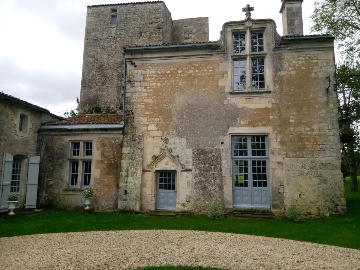 Chateau De Champdolent Exterior foto